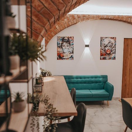 Zizkoff Apartments براغ المظهر الخارجي الصورة
